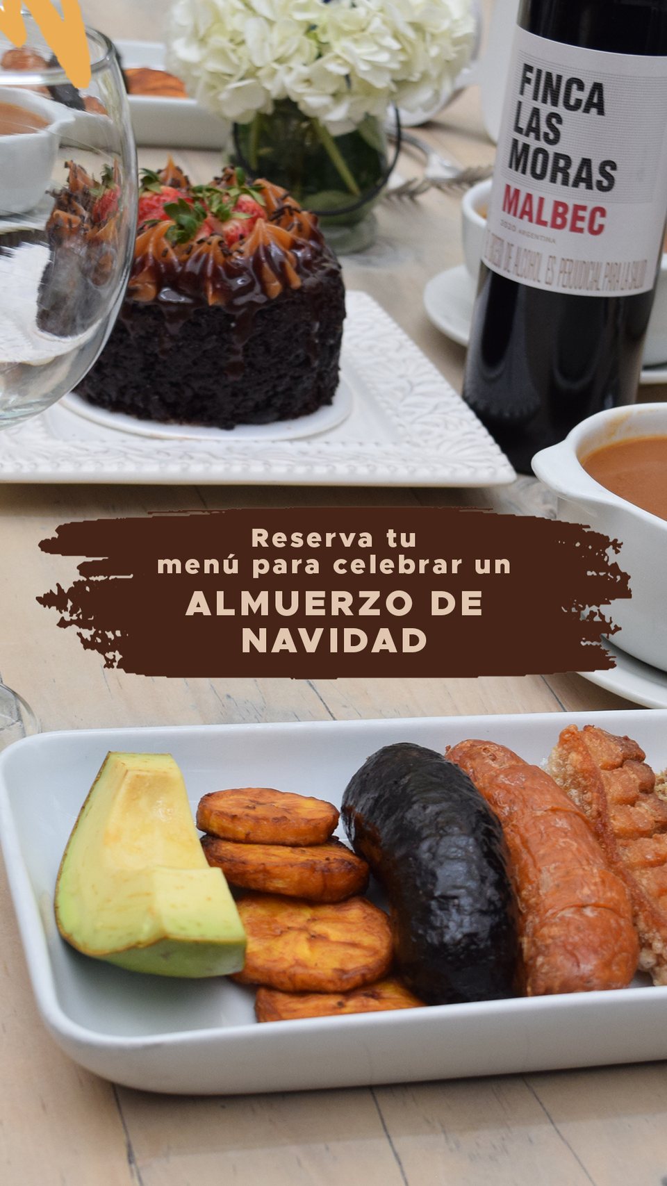 Historia vertical del almuerzo de Navidad, con la misma invitación a reservar el menú