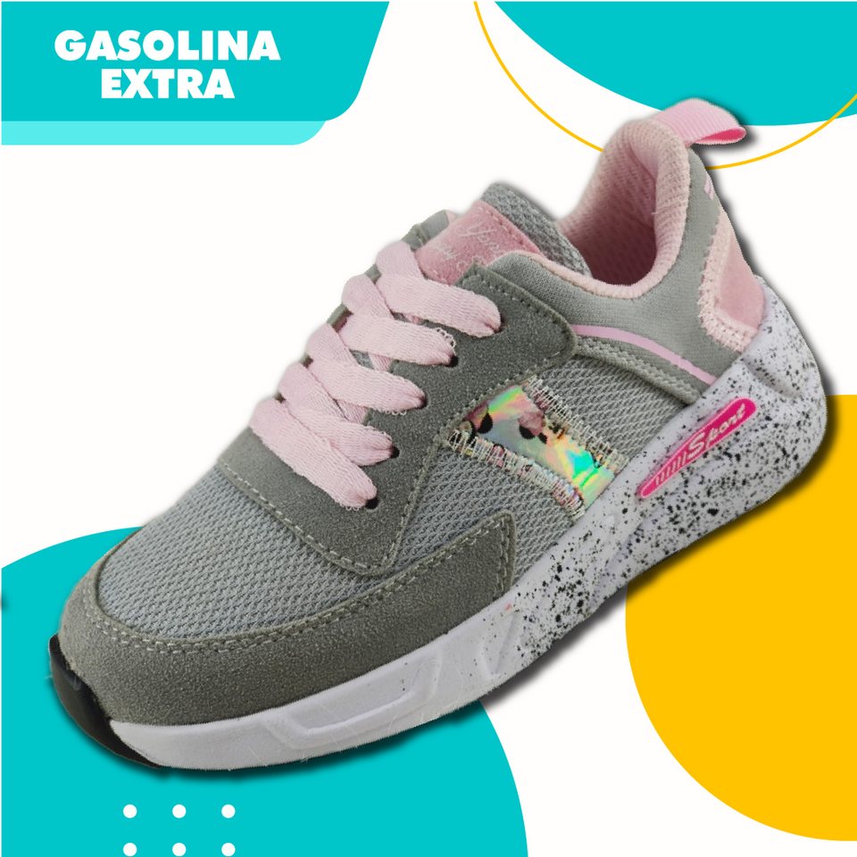 Tenis gris y rosa sobre manchas turquesa y amarillas